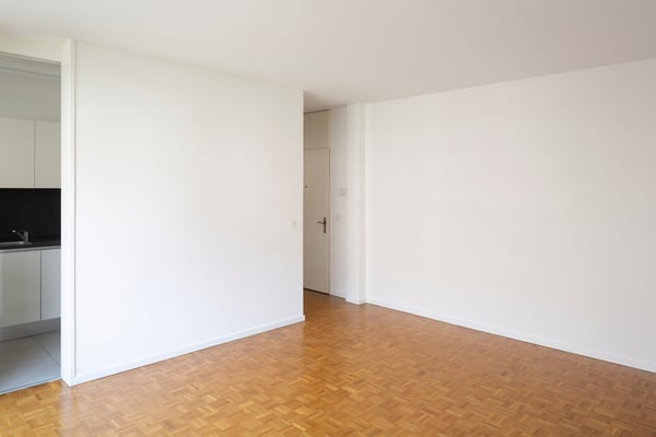 Suchst du eine schöne 2.5-Zimmer-Wohnung in Giubiasco, umgeben von Grün? 11