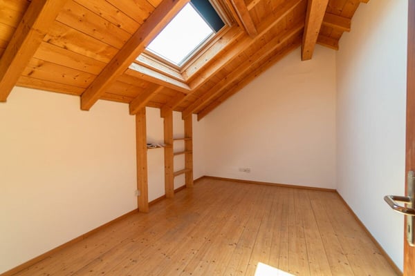 Rustikale 1-Zimmer-Haus 16