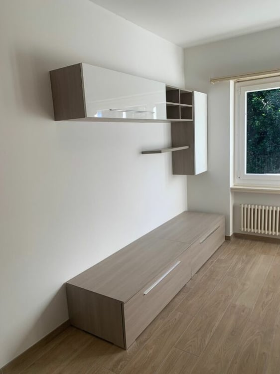 Luminoso monolocale arredato vicino EOC 3