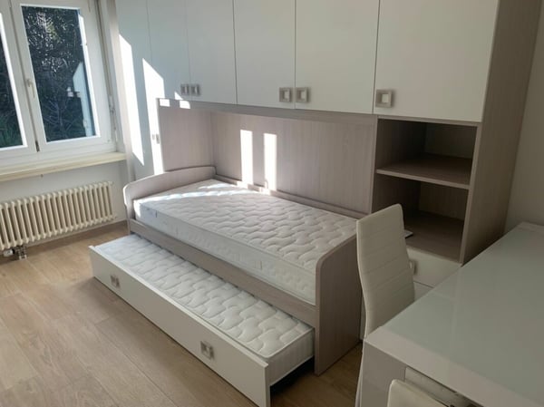 Luminoso monolocale arredato vicino EOC 5