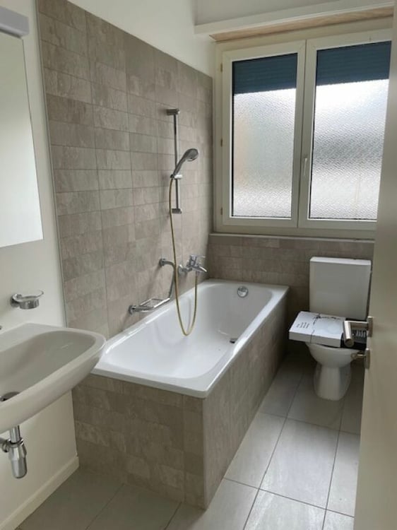 Affittiamo luminoso e centrale 1.5 3