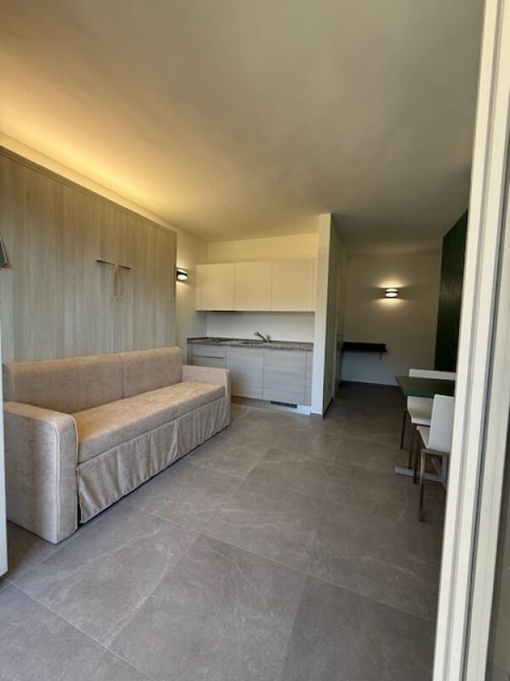 Affittiamo monolocali arredati appena rinnovati a Muralto 9