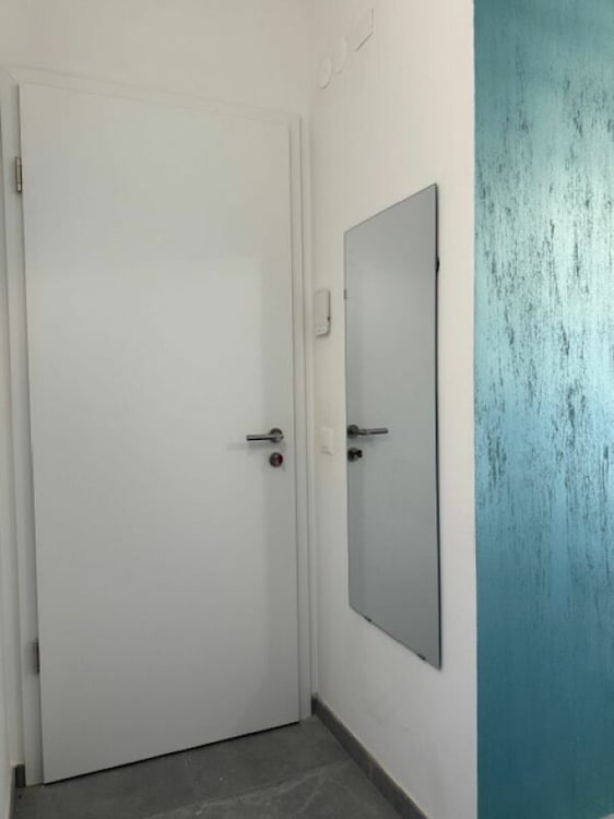 Wir vermieten frisch renovierte möblierte Einzimmerwohnungen 8