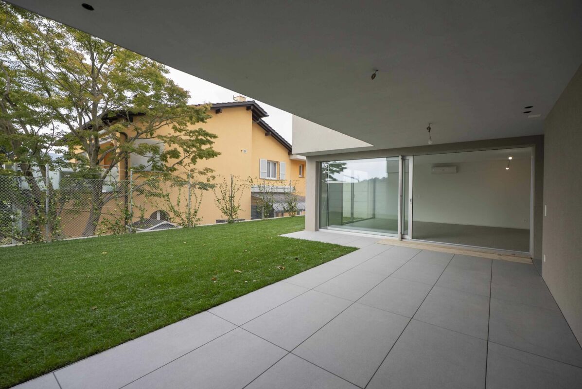 VENDIAMO MODERNISSIME VILLE DESIGN A CADRO