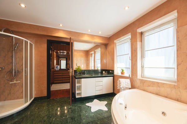 Villa con piscina a Cadro 25