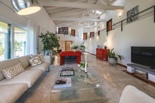 Villa con piscina a Cadro 9