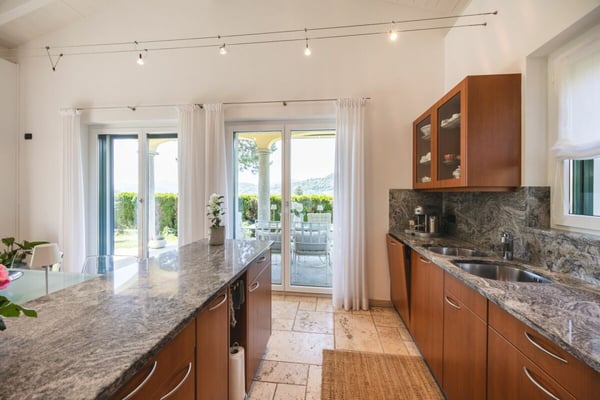 Villa con piscina a Cadro 14