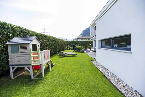 Wir verkaufen eine moderne und komfortable Villa mit Garten 6