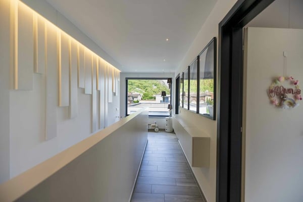 Vendiamo villa moderna e confortevole con giardino 10