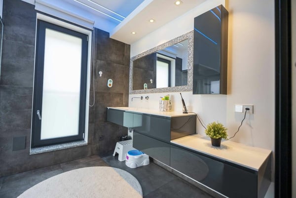 Vendiamo villa moderna e confortevole con giardino 14