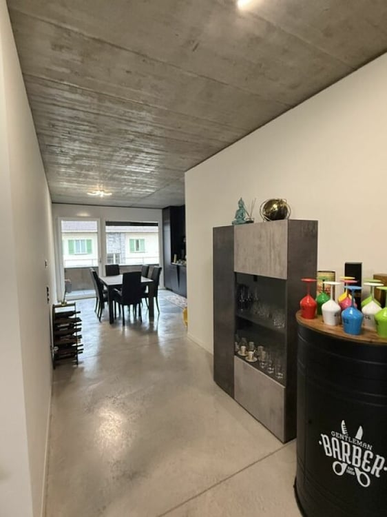 Affittiamo grande e moderno appartamento 3.5 locali in zona centrale 6