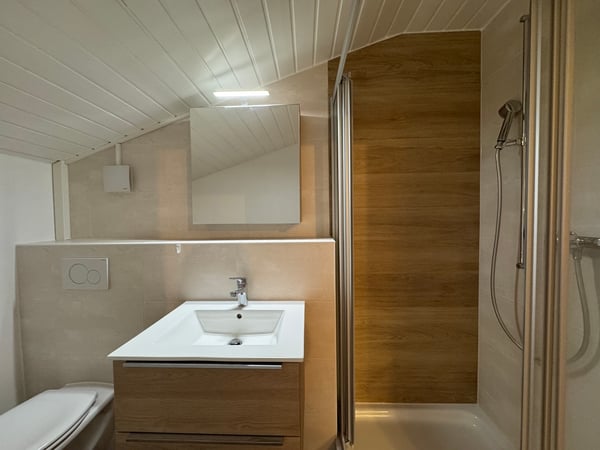 Votre futur bureau à deux pas de l'autoroute! 5