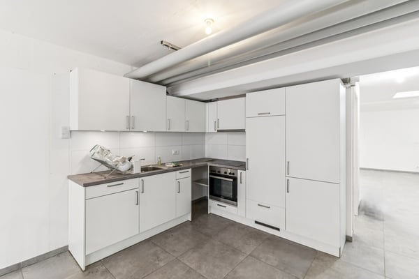 Local commercial à louer 4