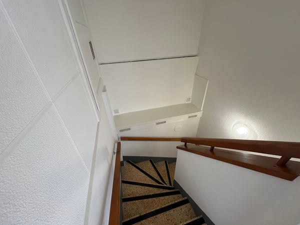 Charmant duplex rénové à Montreux 4