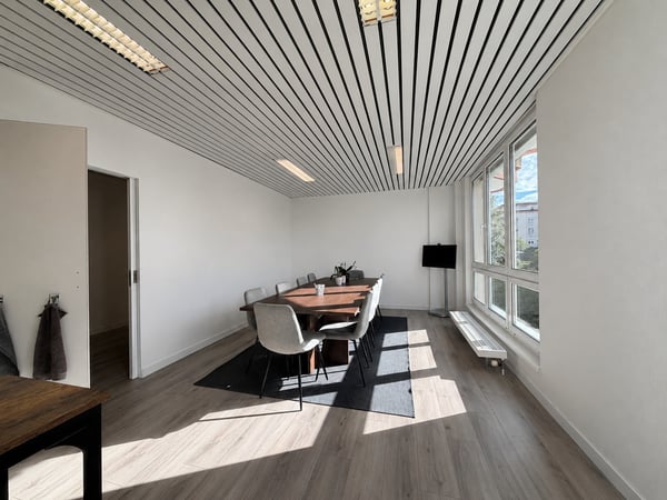 Surface commerciale lumineuse de 83 m² à louer - Nyon 4