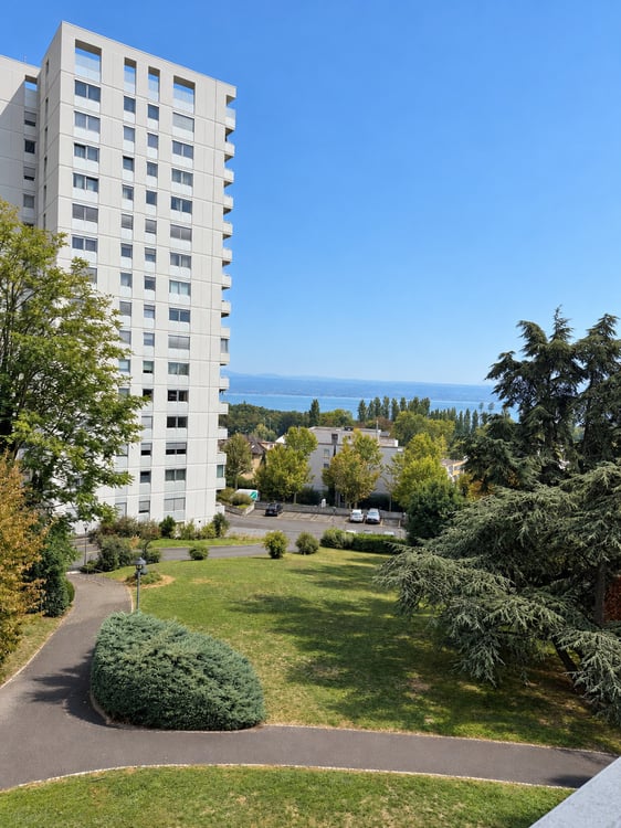 Lausanne 4 pièces rénové à neuf - un cadre paisible à deux pas du lac 5