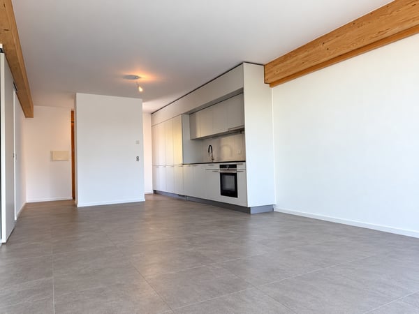 Appartement de 3,5 pièces traversant dans le quartier de l'Asse 3