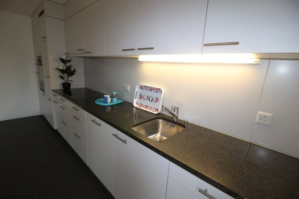 SPACIEUX 1.5 pièces de 160 m2 situé dans un immeuble moderne 12