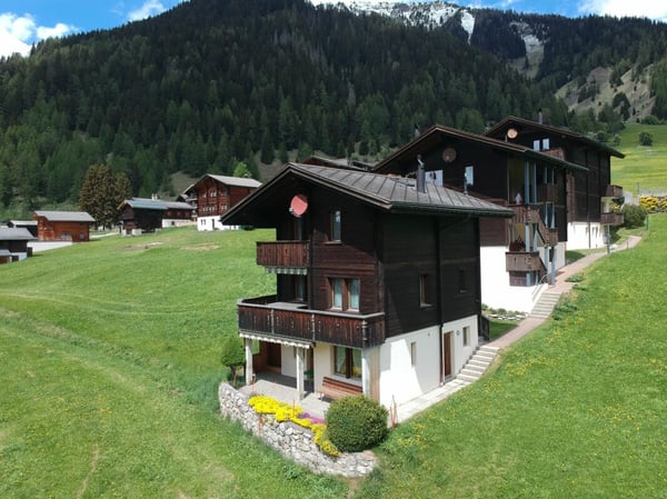 4.5 Zi - Dachmaisonettewohnung Haus 'Enzian'