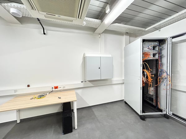 Verkaufs- oder Bürofläche von 154m2 in La Chaux-de-Fonds 11