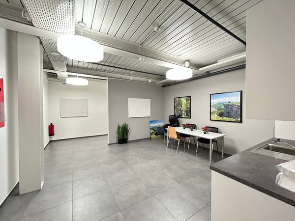 Verkaufs- oder Bürofläche von 154m2 in La Chaux-de-Fonds 7