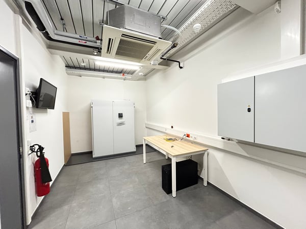 Verkaufs- oder Bürofläche von 154m2 in La Chaux-de-Fonds 10