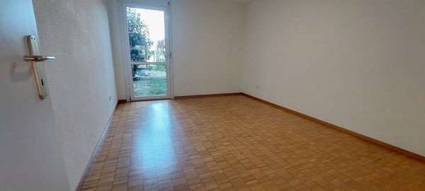 Camorino - 2 locali con giardino (ref. 155-5) 7