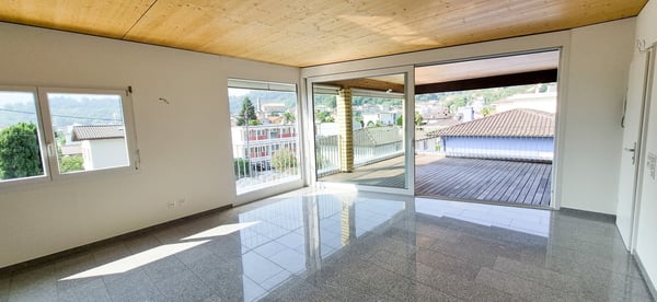 Losone - spazioso appartamento di 2 locali attico (ref. 1514-3)