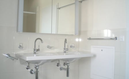 Charmante 3 1/2-Zimmerwohnung DG 8