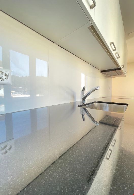 Bild Wünschen Sie sich ein modernes Zuhause mit viel Charme, Komfort und schöner Aussicht?