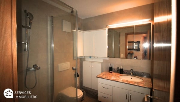 Appartement rez-de-jardin tout confort 12