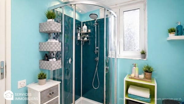 Maison familiale avec terrasse, garage, dépendances, rare ! 7