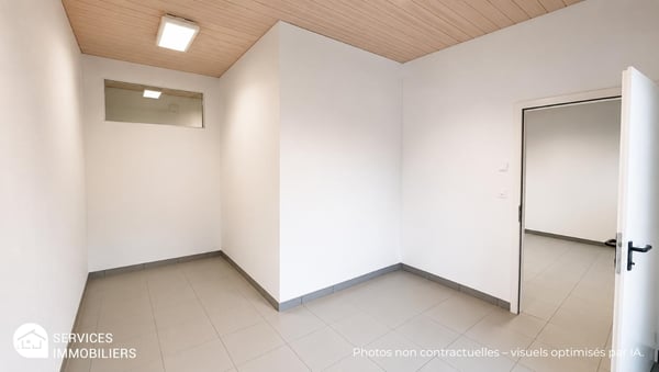 Local commercial lumineux très bien situé 3