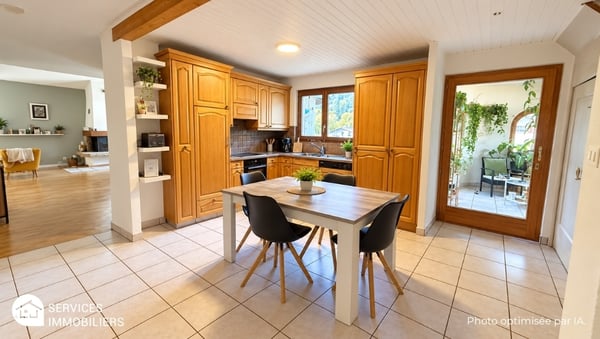 Maison familiale 6 chambres avec jardin au coeur du Grand Chasseral 5