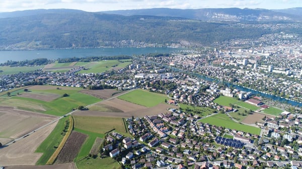 Über den Dächern von Port: Attikawohnung mit viel Raum und Weitsicht 12