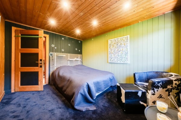 Chalet individuel de 9 pièces entièrement rénové en 2012 13