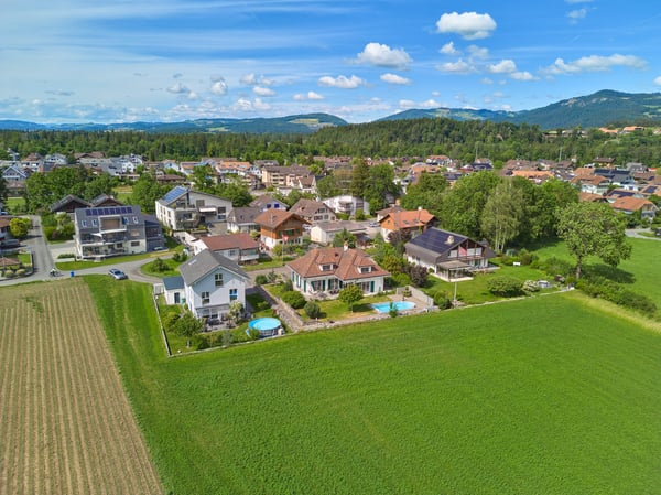 Freistehendes 5½- bis 6½-Zimmer-Landhaus in Uttigen 22