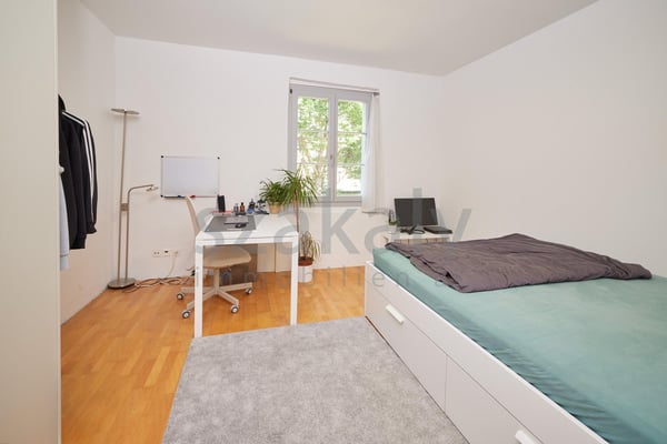 Dreifamilienhaus mit Charme in alterwürdigem Gemäuer 17