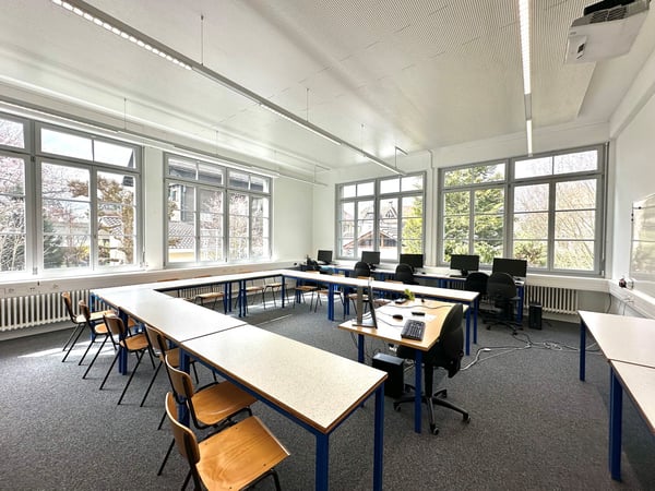 Vielseitiges Wohn- und Geschäftshaus im Herzen von Langenthal 8