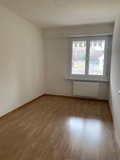 Totalsanierte 4-Zimmer-Wohnung an ruhiger sonniger Lage in Langenthal 9