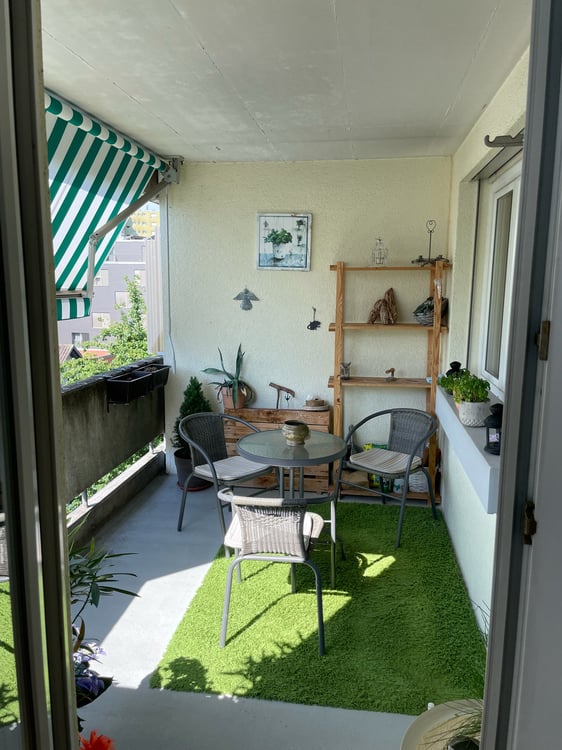 Moderne 2.5-Zimmer-Wohnung an der Fliederstrasse in Zofingen 12