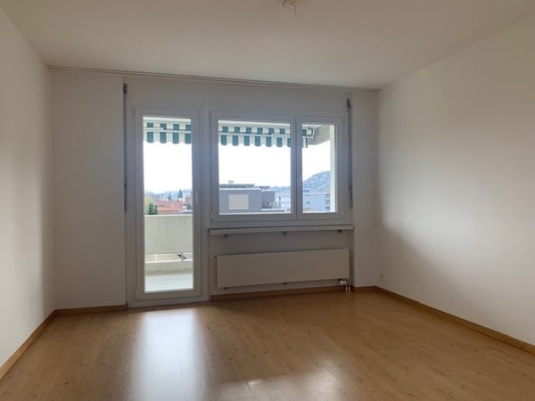 Moderne 3.5-Zimmer-Wohnung mit toller Aussicht über den Dächern von Zofingen 10