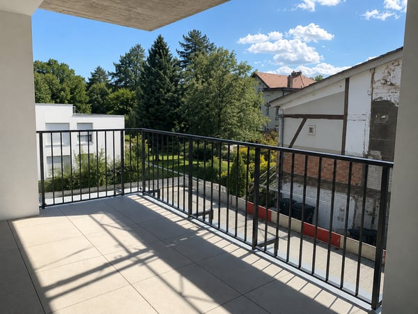 hochwertige 3.5-Zimmer-Neubauwohnung direkt beim Bahnhof 11