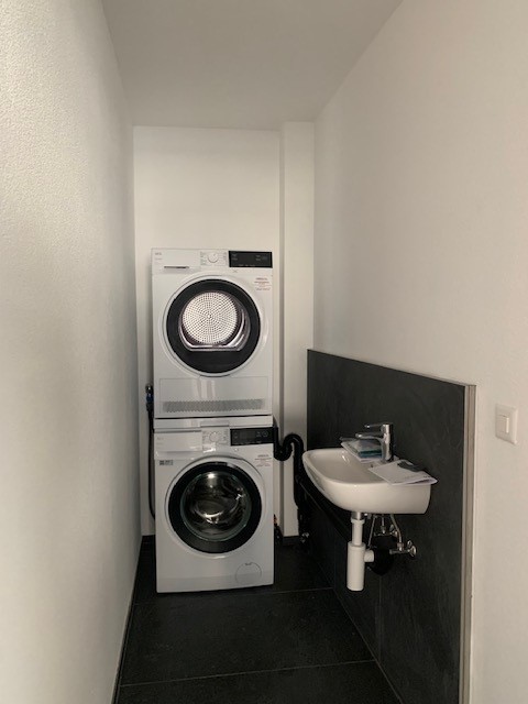Neubauwohnung 3.5-Zimmer direkt beim Bahnhof 11