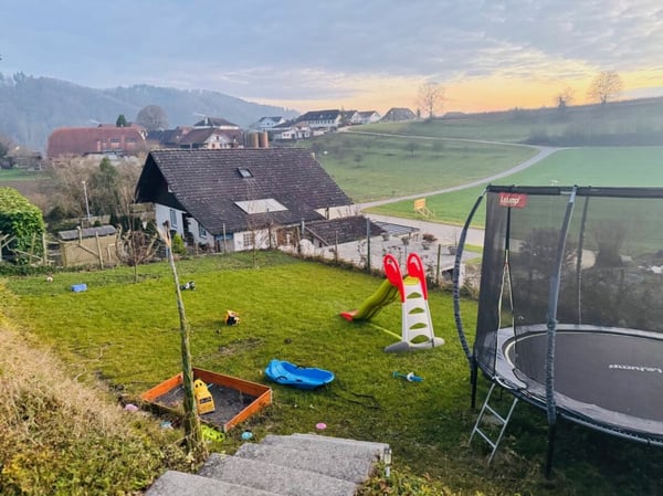 Einfamilienhaus zu Verkaufen mit Bauland Reserve CHF 1'030'000.- 30