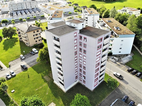 Grosszügige 1.5-Zimmerwohnung mit Balkon