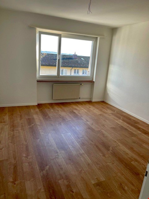 Grosszügige 3 1/2 Zimmer-Wohnung an top Lage mit Weitblick 5