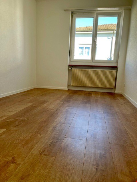 Grosszügige 3 1/2 Zimmer-Wohnung an top Lage mit Weitblick 6
