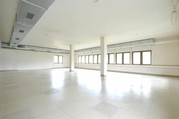 Büro- und Praxisräume in verschiedenen Grössen (39, 220, 298 m²) im Zentrum Frauenfelds 3