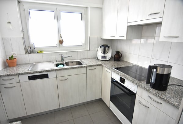 Heimeliges Wohnen mit Cheminée an ruhiger Lage 3